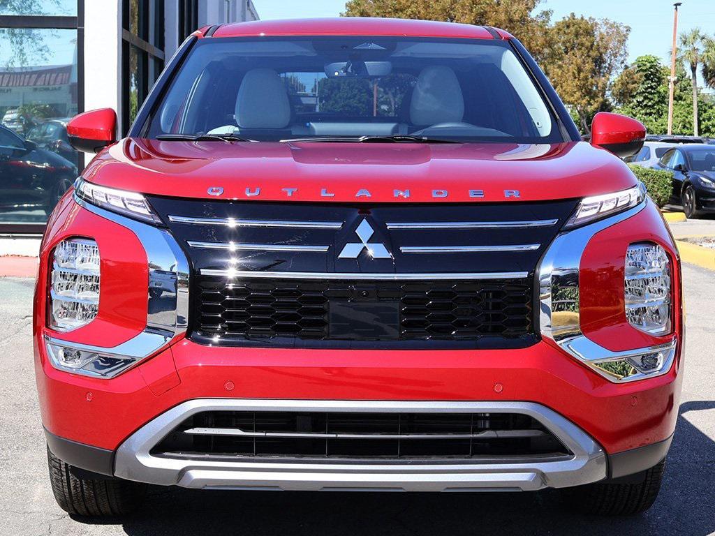 new 2025 Mitsubishi Outlander car, priced at $31,215