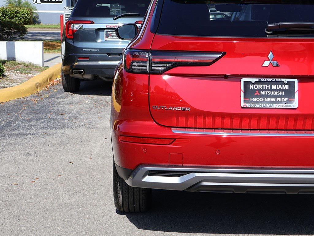new 2025 Mitsubishi Outlander car, priced at $31,190