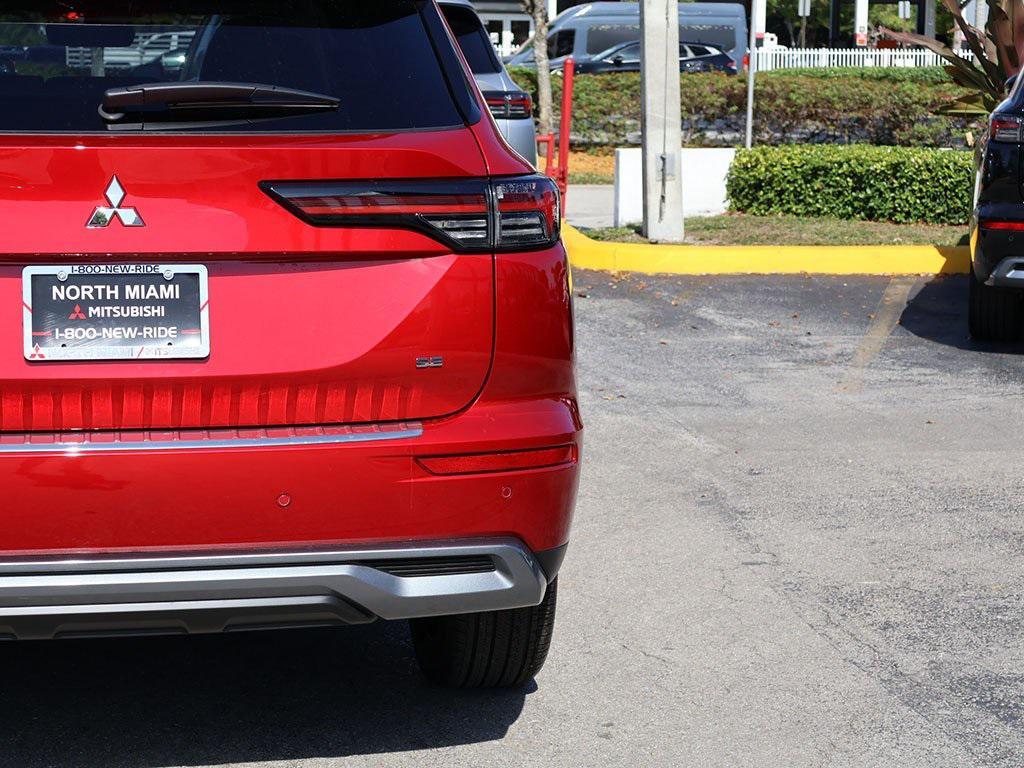 new 2025 Mitsubishi Outlander car, priced at $31,190