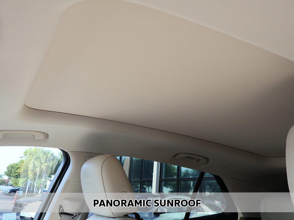 used 2023 Buick Envision car, priced at $27,490