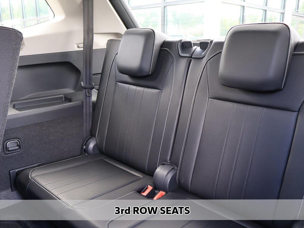 used 2024 Volkswagen Tiguan car, priced at $19,895