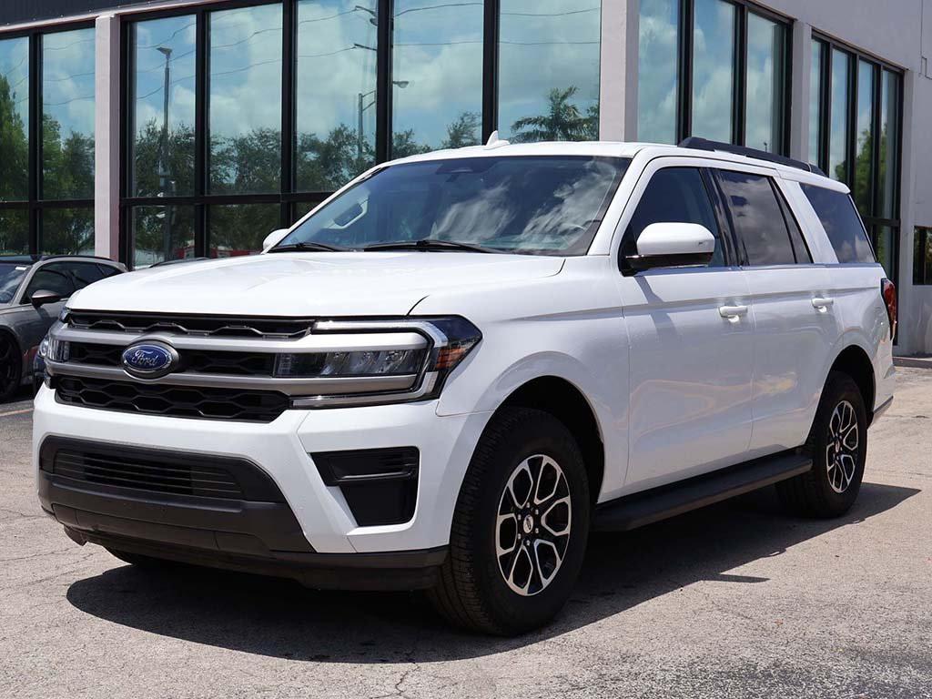 used 2024 Ford Expedition car, priced at $42,490