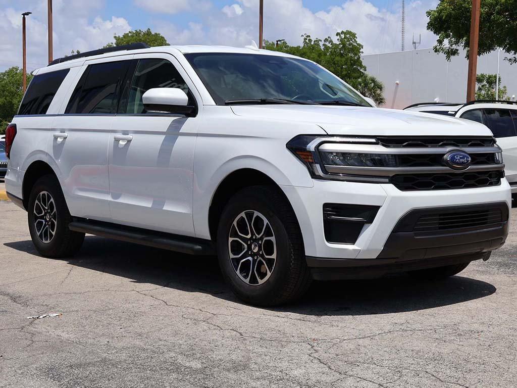 used 2024 Ford Expedition car, priced at $42,490
