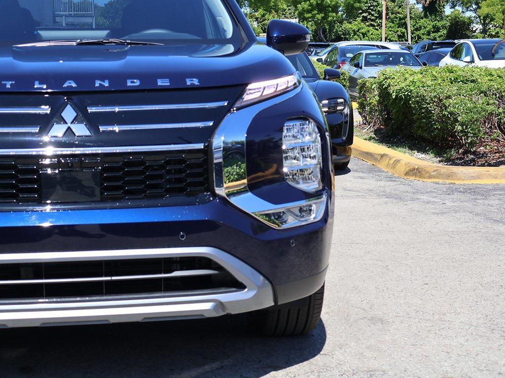 new 2025 Mitsubishi Outlander car, priced at $30,555