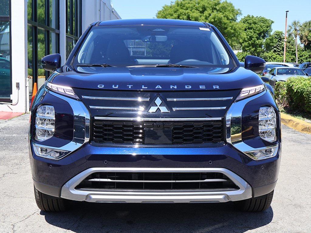 new 2025 Mitsubishi Outlander car, priced at $30,555