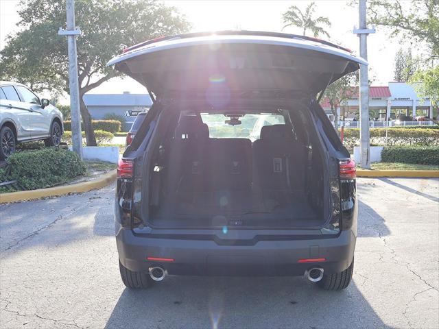 used 2023 Chevrolet Traverse car, priced at $24,790