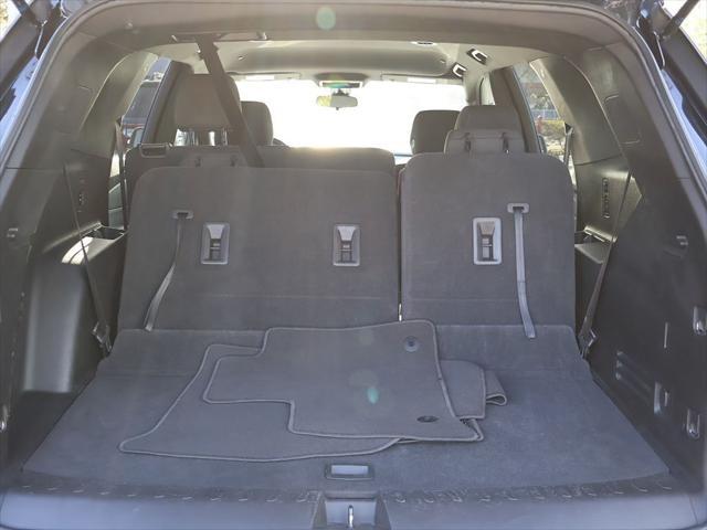 used 2023 Chevrolet Traverse car, priced at $24,790