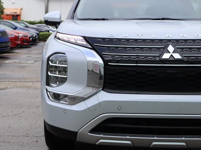 new 2024 Mitsubishi Outlander car, priced at $30,385