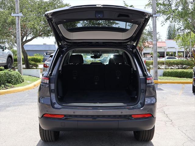 used 2024 Jeep Grand Cherokee car, priced at $32,890