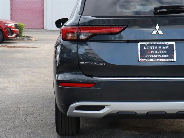 new 2024 Mitsubishi Outlander car, priced at $34,345