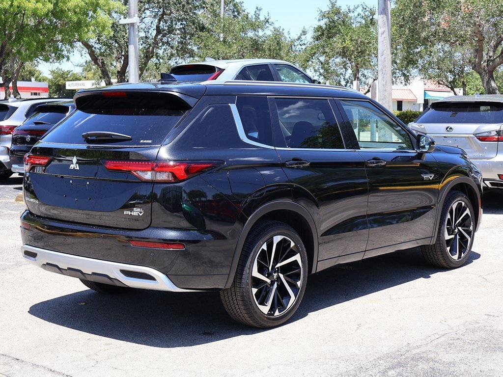 new 2025 Mitsubishi Outlander PHEV car, priced at $50,015