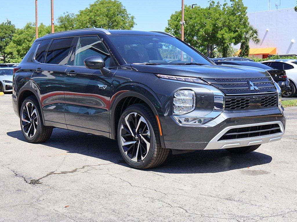 new 2025 Mitsubishi Outlander PHEV car, priced at $45,120