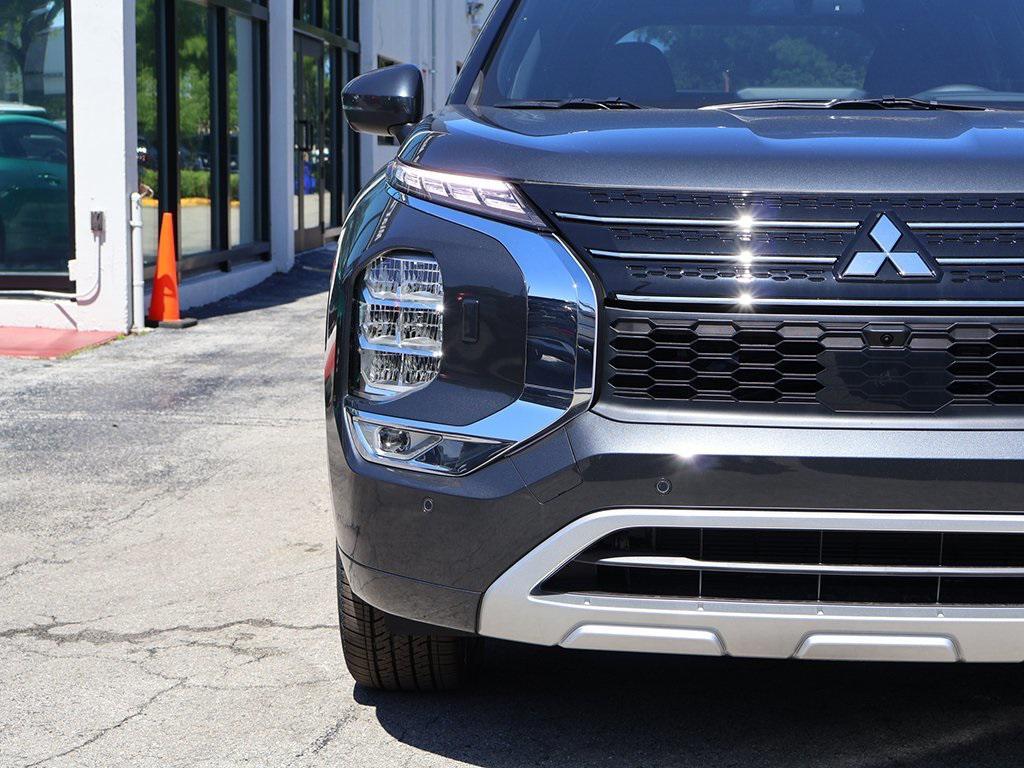 new 2025 Mitsubishi Outlander PHEV car, priced at $45,120