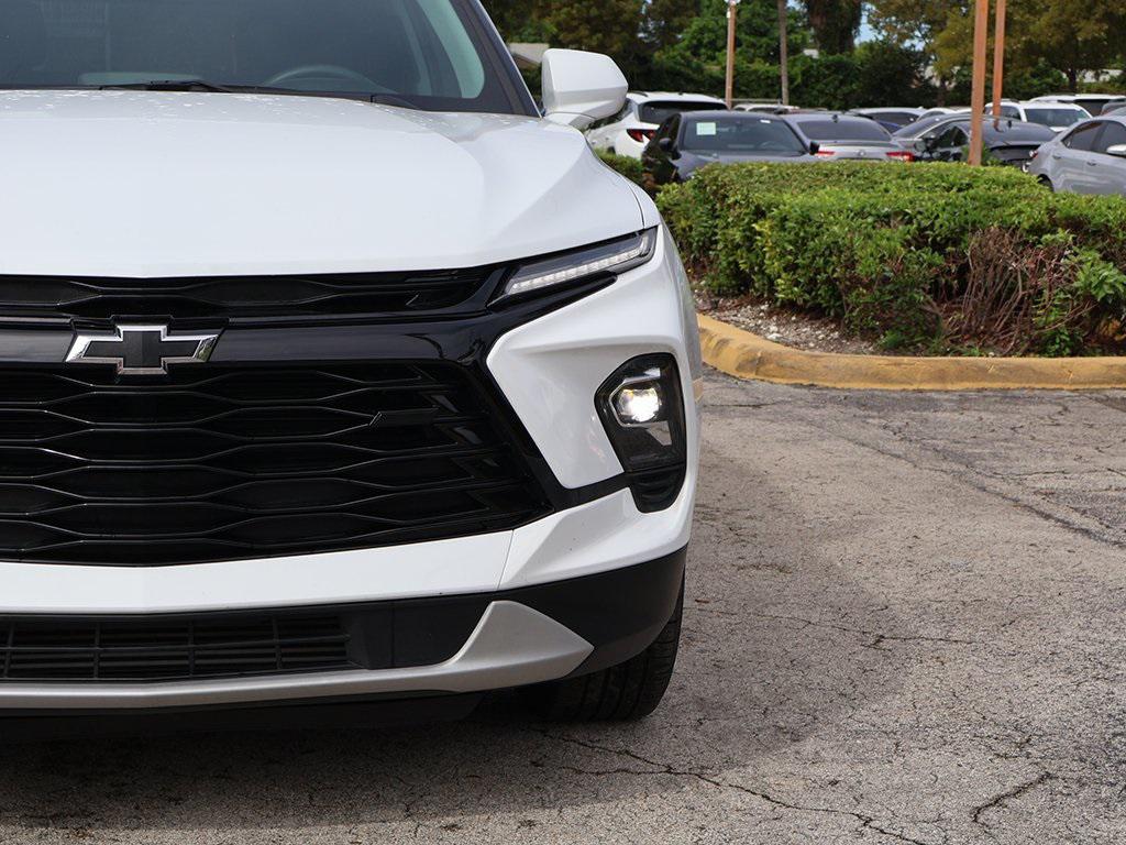 used 2025 Chevrolet Blazer car, priced at $22,995