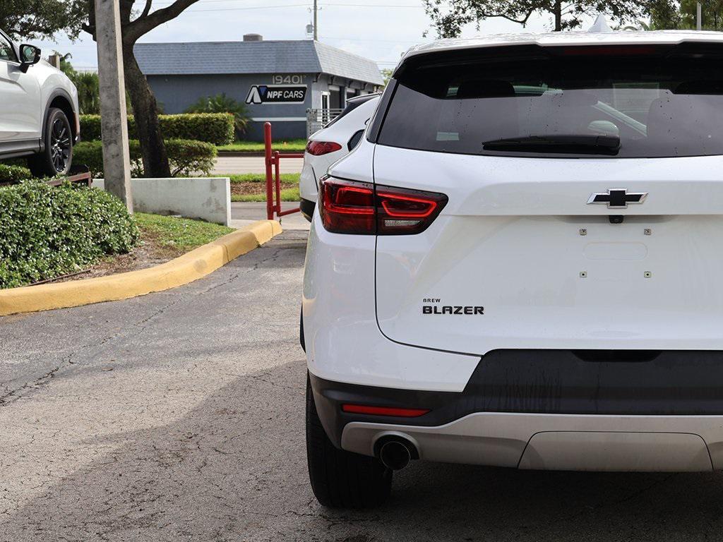 used 2025 Chevrolet Blazer car, priced at $22,995