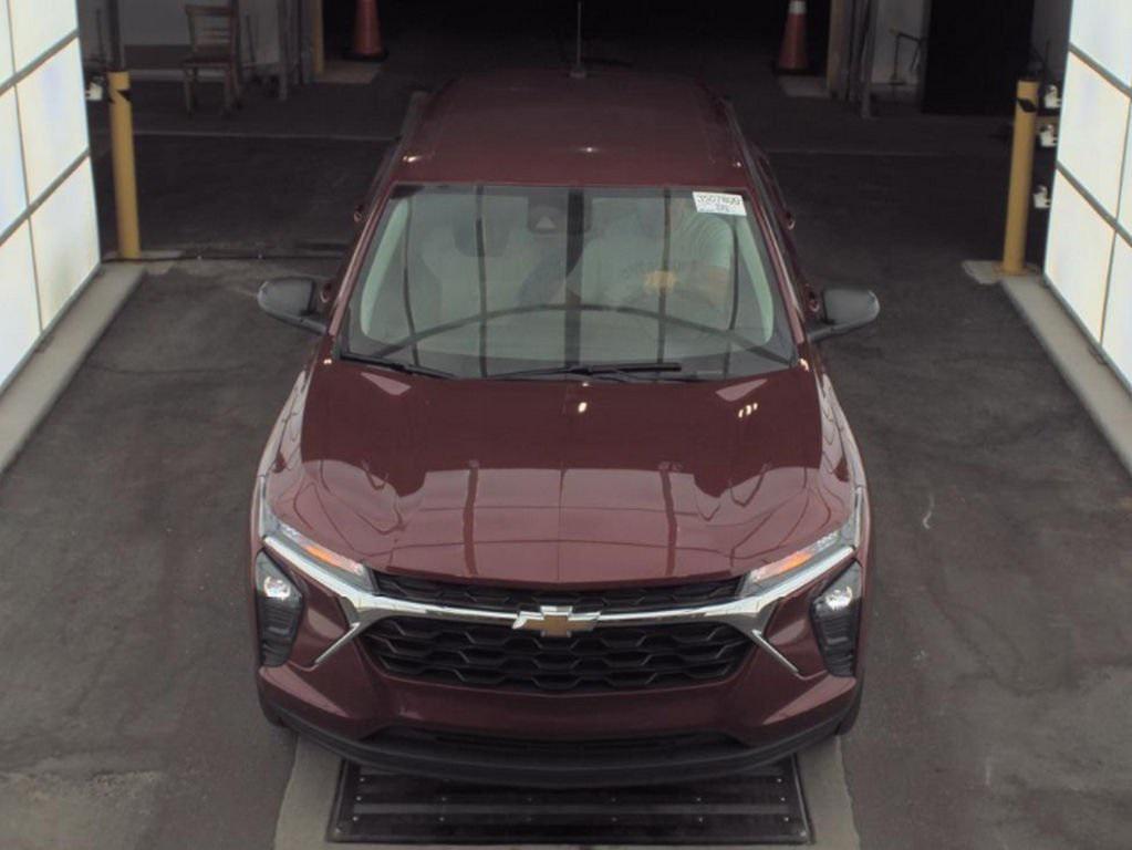 used 2024 Chevrolet Trax car, priced at $18,990