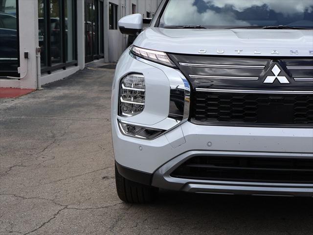 new 2025 Mitsubishi Outlander car, priced at $35,915