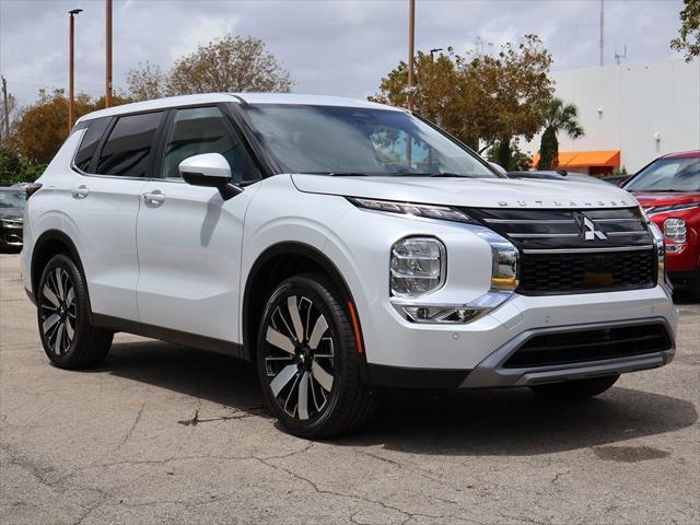 new 2025 Mitsubishi Outlander car, priced at $35,915