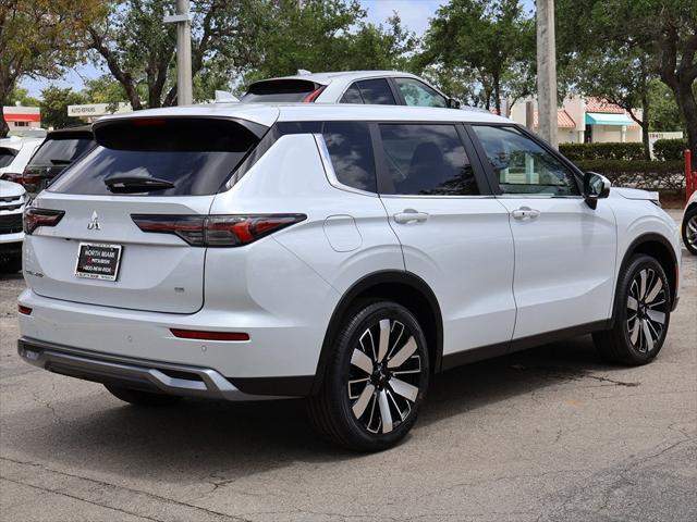 new 2025 Mitsubishi Outlander car, priced at $35,915