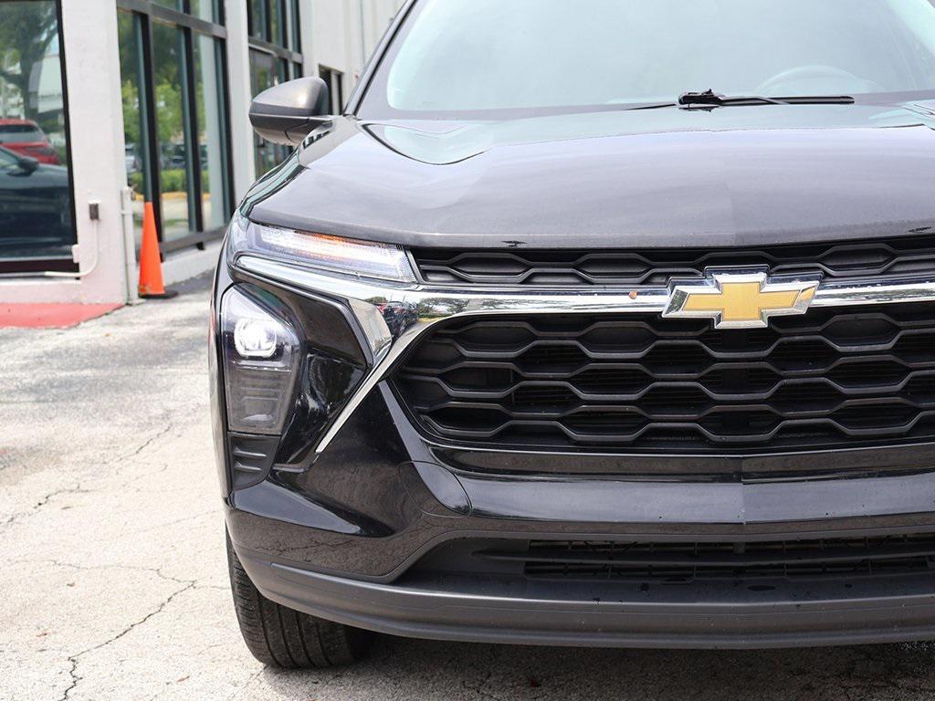 used 2024 Chevrolet Trax car, priced at $18,490