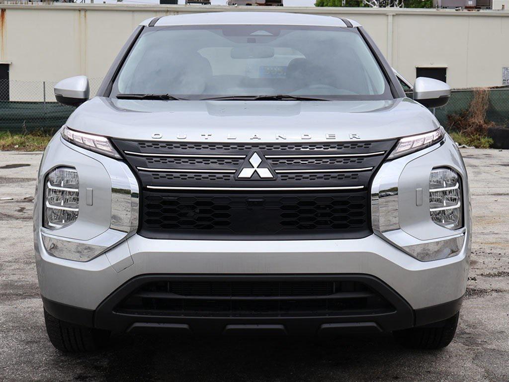 new 2025 Mitsubishi Outlander PHEV car, priced at $42,615