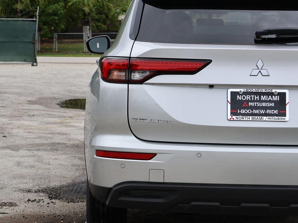 new 2025 Mitsubishi Outlander PHEV car, priced at $42,615