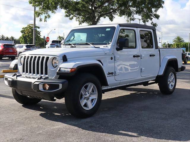 used 2022 Jeep Gladiator car, priced at $29,690