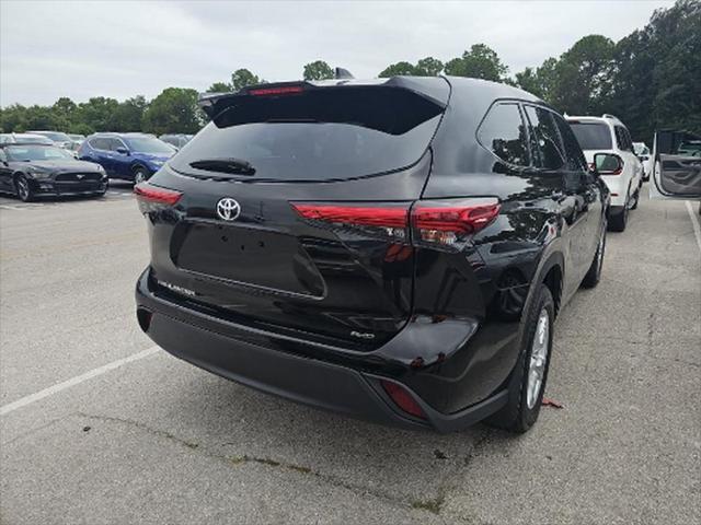 used 2021 Toyota Highlander car, priced at $27,490