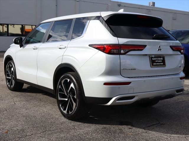 new 2024 Mitsubishi Outlander car, priced at $30,385