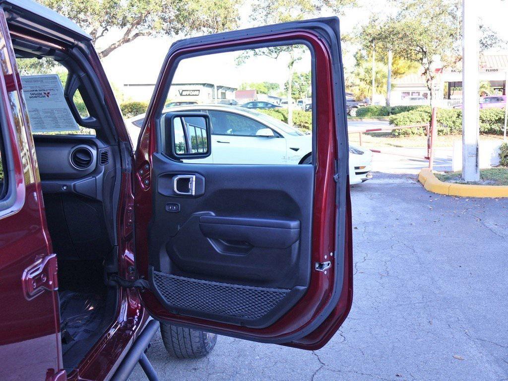 used 2021 Jeep Gladiator car, priced at $24,970