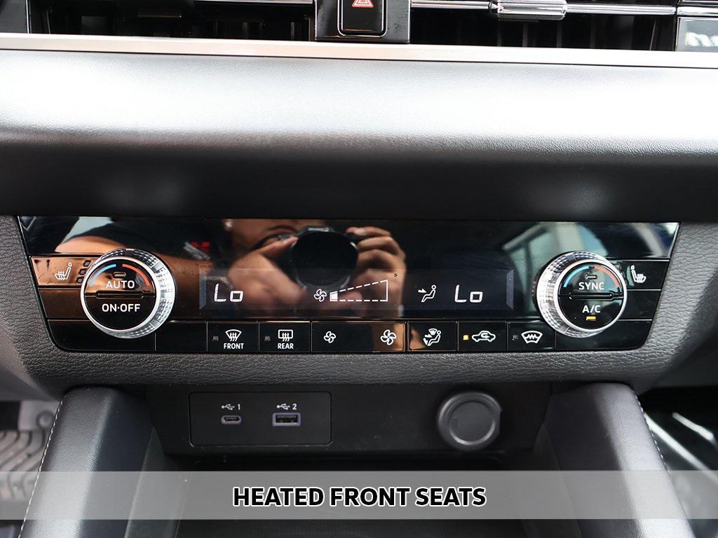 used 2023 Mitsubishi Outlander car, priced at $21,490