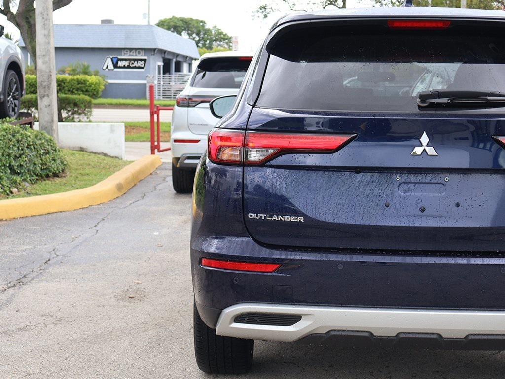 used 2023 Mitsubishi Outlander car, priced at $21,490