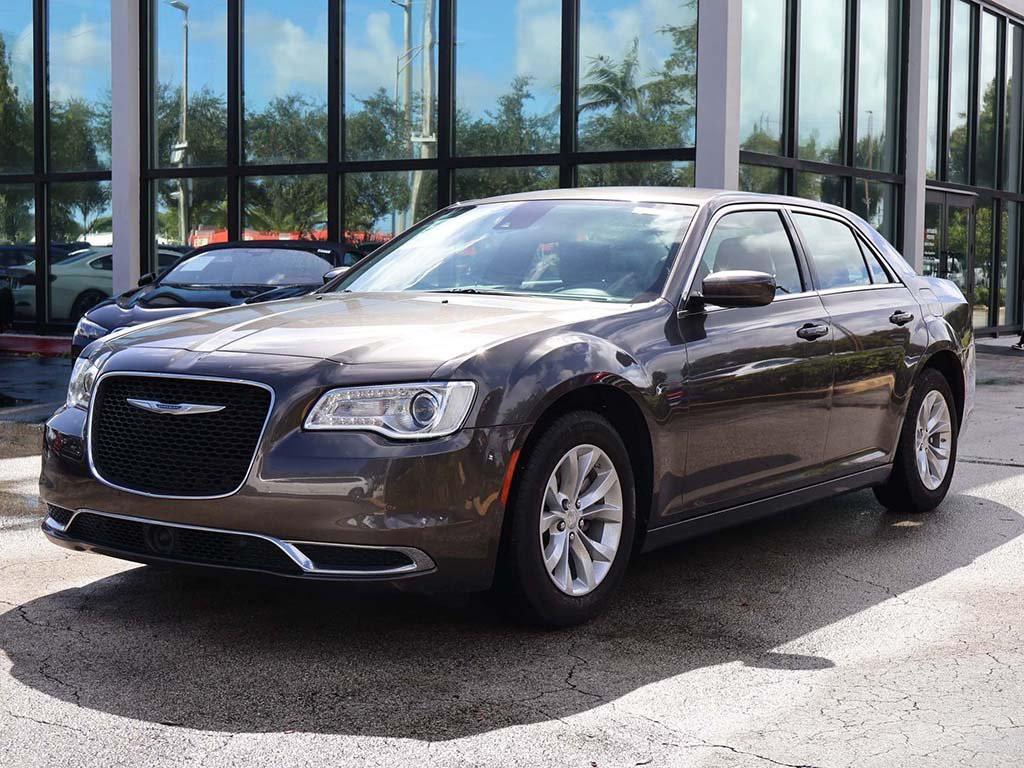 used 2023 Chrysler 300 car, priced at $21,495