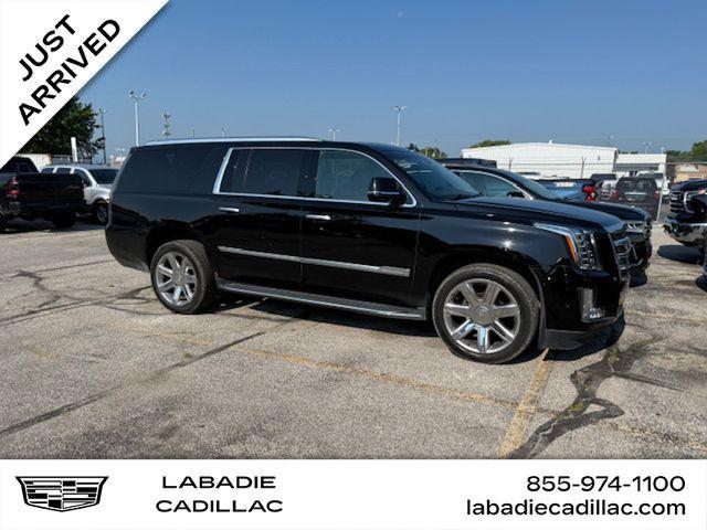 used 2017 Cadillac Escalade ESV car, priced at $23,505