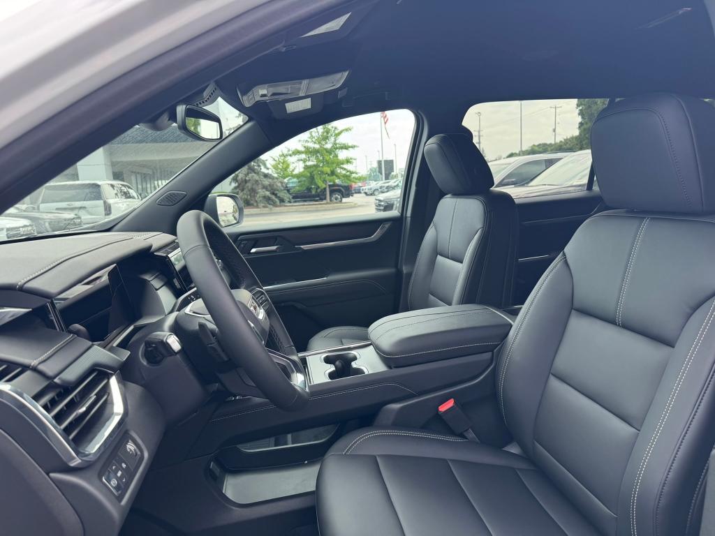 new 2025 GMC Acadia car, priced at $46,596