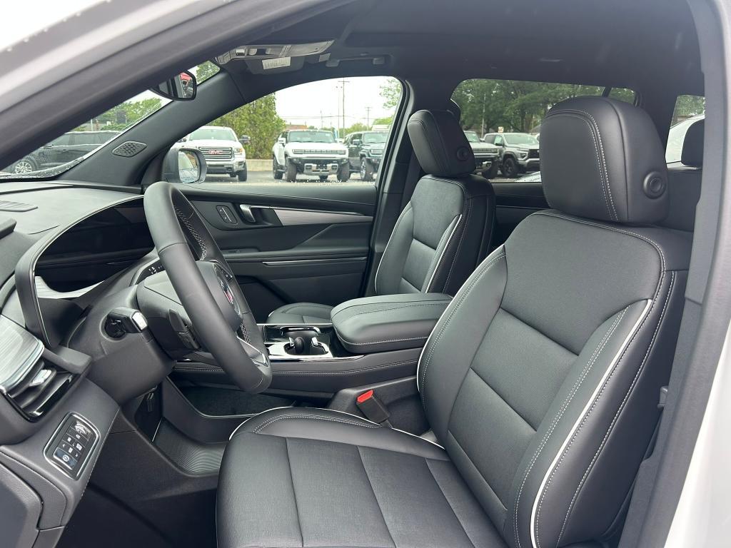 new 2025 Buick Enclave car, priced at $47,265