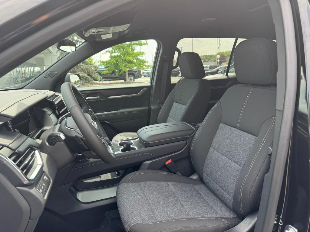 new 2025 GMC Acadia car, priced at $41,625