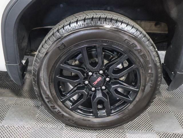 used 2024 GMC Sierra 1500 car, priced at $40,918