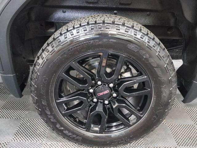 used 2023 GMC Sierra 1500 car, priced at $39,622