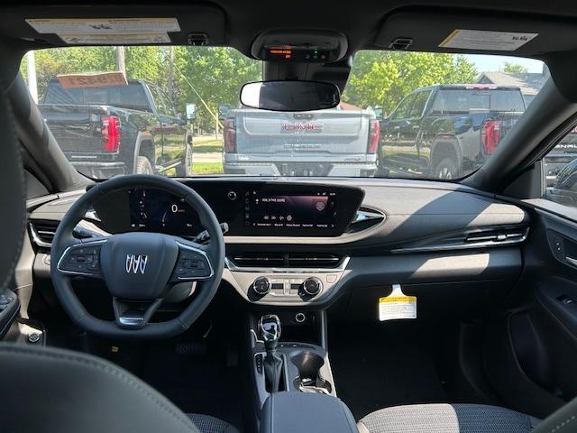 new 2025 Buick Envista car, priced at $25,981