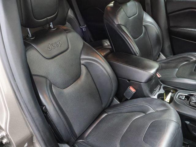 used 2019 Jeep Cherokee car, priced at $18,161