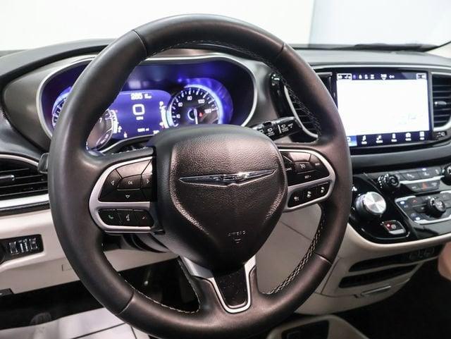 used 2024 Chrysler Pacifica car, priced at $29,684