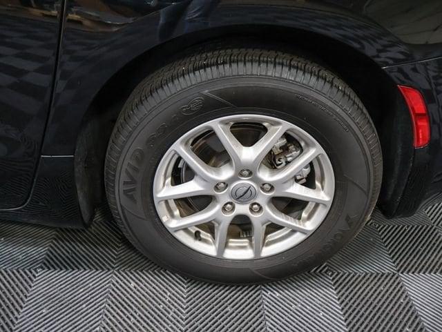 used 2024 Chrysler Pacifica car, priced at $29,684