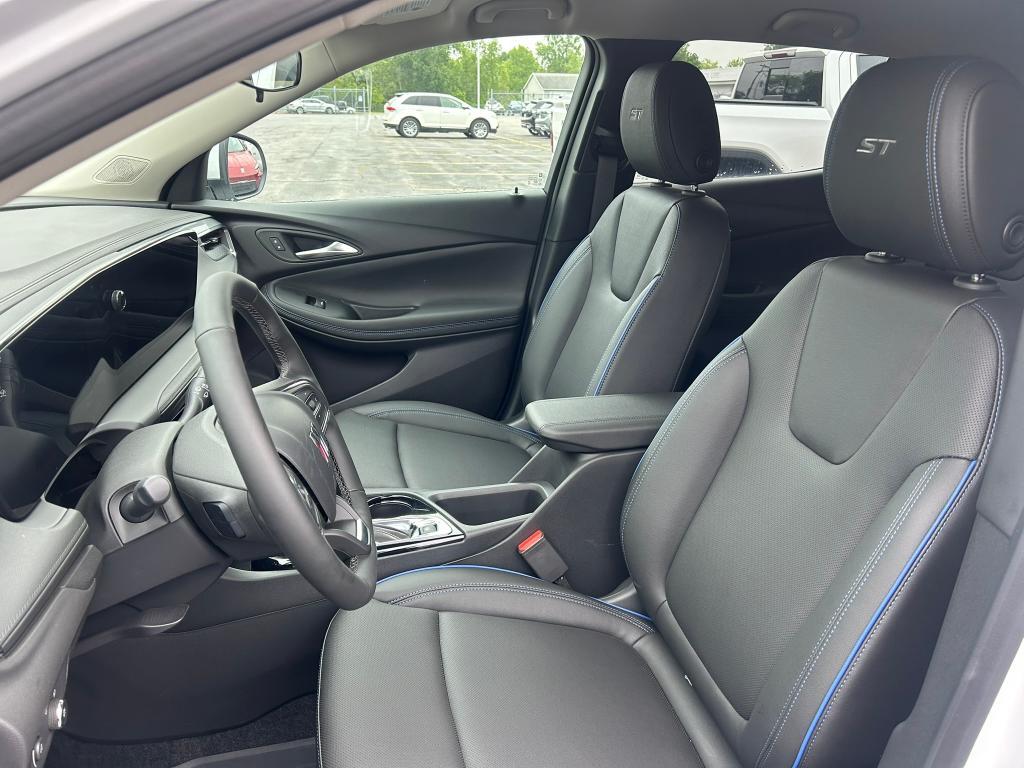 new 2026 Buick Encore GX car, priced at $30,096
