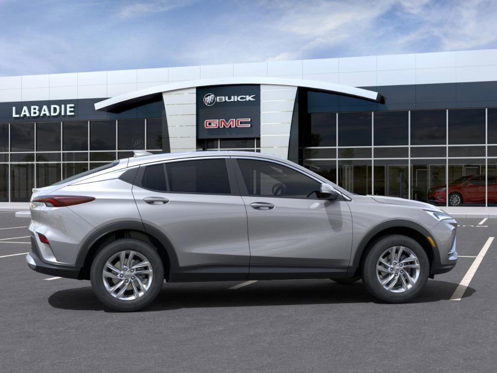 new 2025 Buick Envista car, priced at $25,981