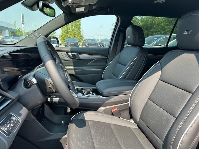 new 2025 Buick Enclave car, priced at $46,563