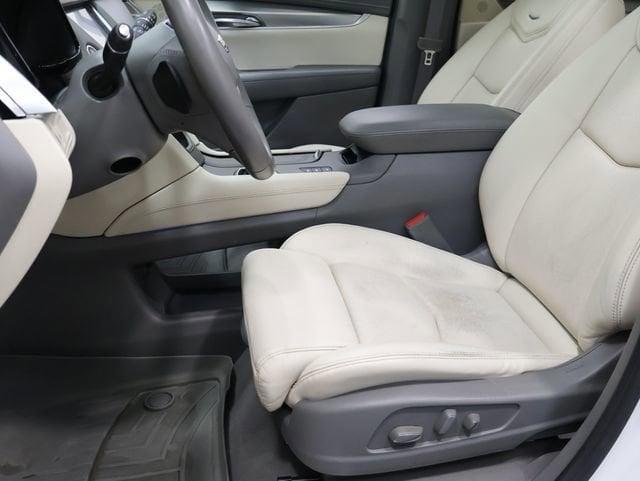 used 2017 Cadillac XT5 car, priced at $19,821