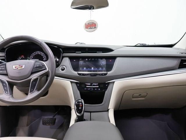 used 2017 Cadillac XT5 car, priced at $19,821