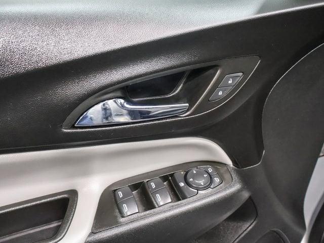 used 2022 Chevrolet Equinox car, priced at $18,636