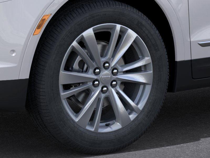 new 2025 Cadillac XT5 car, priced at $51,779